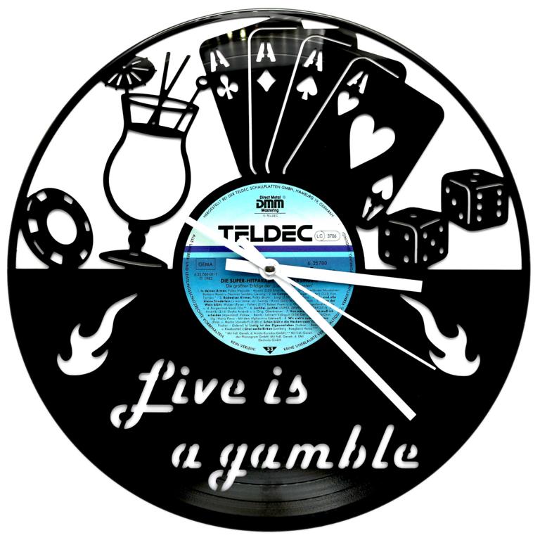 Schallplattenuhr-Live-is-a-Gamble